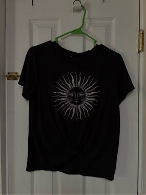 Women's Black Sun Graphic Knot-Front Tee